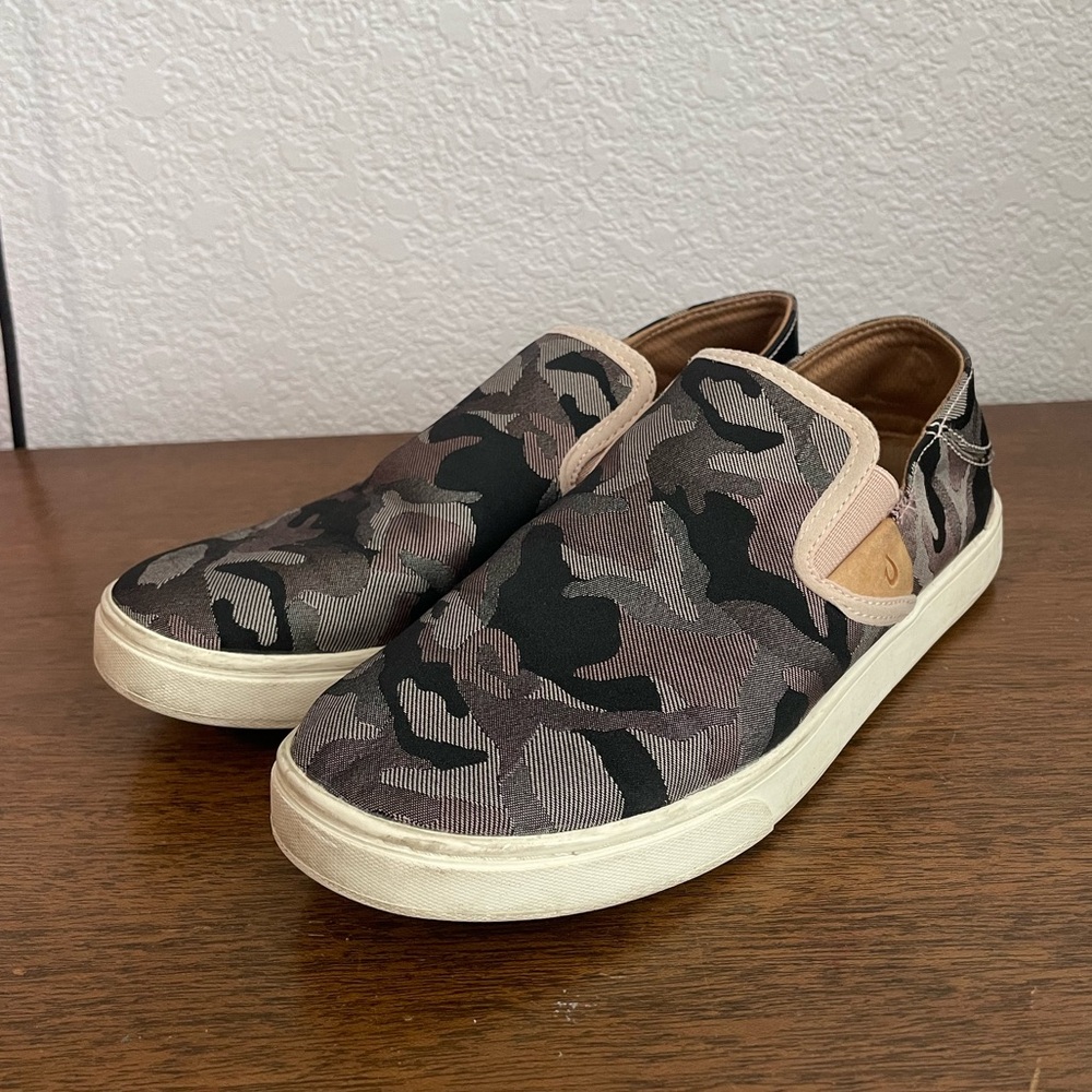 Olukai Pehuea Pa’I Women’s Camo Slip on Shoes